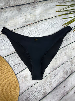 Ibiza Luxe Classic Bikini Bottoms in Black (6777178390637)